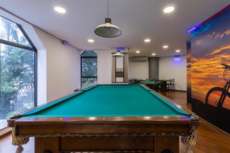 Apartamento para alugar com 120m², 3 quartos e 2 vagas Apartamento para alugar com 120m², 3 quartos e 2 vagasÁrea comum - Salão de jogos