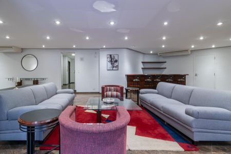 Apartamento para alugar com 120m², 3 quartos e 2 vagas Apartamento para alugar com 120m², 3 quartos e 2 vagasÁrea comum - Salão de festas 2