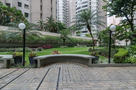 Apartamento para alugar com 120m², 3 quartos e 2 vagas Apartamento para alugar com 120m², 3 quartos e 2 vagasÁrea externa