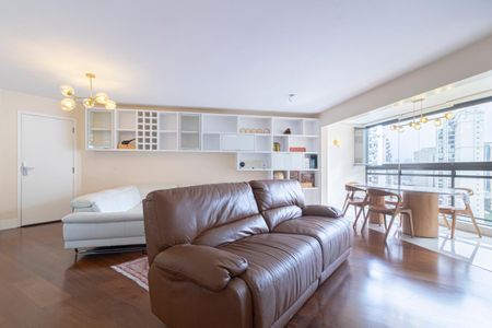 Sala de apartamento para alugar com 3 quartos, 120m² em Indianópolis, São Paulo