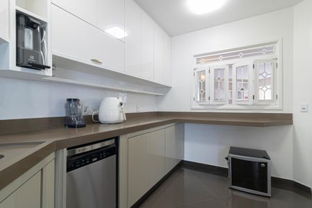 Apartamento para alugar com 120m², 3 quartos e 2 vagas Apartamento para alugar com 120m², 3 quartos e 2 vagasCozinha