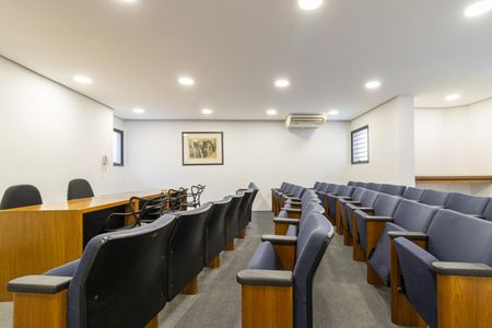 Apartamento para alugar com 120m², 3 quartos e 2 vagas Apartamento para alugar com 120m², 3 quartos e 2 vagasÁrea comum - Anfiteatro