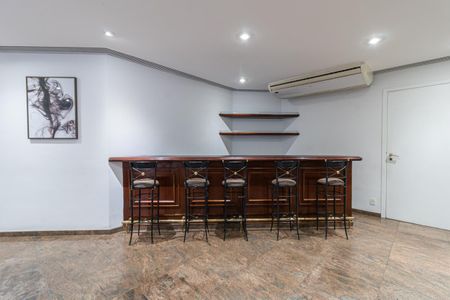 Apartamento para alugar com 120m², 3 quartos e 2 vagas Apartamento para alugar com 120m², 3 quartos e 2 vagasÁrea comum - Salão de festas 2