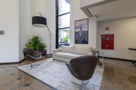 Apartamento para alugar com 120m², 3 quartos e 2 vagas Apartamento para alugar com 120m², 3 quartos e 2 vagasÁrea comum - Hall Social