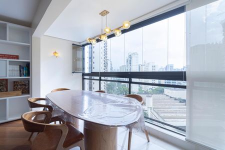 Varanda de apartamento para alugar com 3 quartos, 120m² em Indianópolis, São Paulo