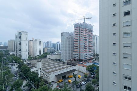 Apartamento para alugar com 120m², 3 quartos e 2 vagas Apartamento para alugar com 120m², 3 quartos e 2 vagasVaranda