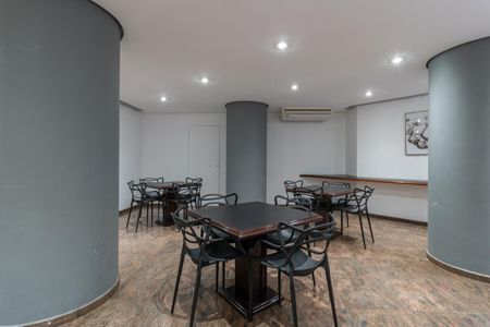Apartamento para alugar com 120m², 3 quartos e 2 vagas Apartamento para alugar com 120m², 3 quartos e 2 vagasÁrea comum - Salão de festas 2