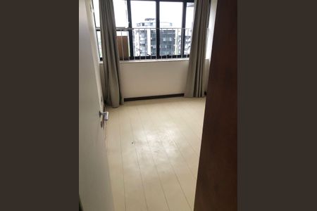 Apartamento à venda com 119m², 3 quartos e 2 vagasQuarto