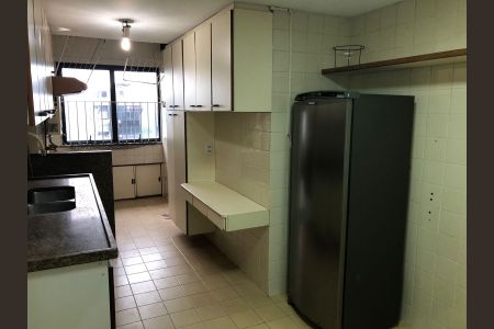 Apartamento à venda com 119m², 3 quartos e 2 vagasCozinha