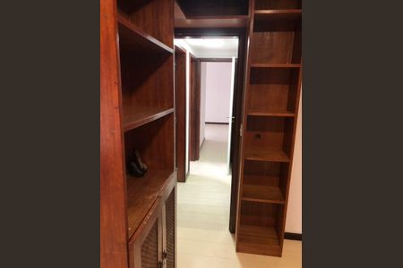 Apartamento à venda com 119m², 3 quartos e 2 vagasQuarto