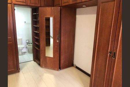 Apartamento à venda com 119m², 3 quartos e 2 vagasQuarto