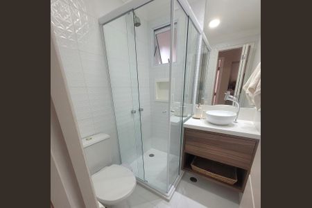 Apartamento à venda com 64m², 3 quartos e 1 vaga Apartamento à venda com 64m², 3 quartos e 1 vagaBanheiro