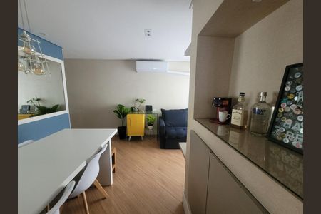 Apartamento à venda com 64m², 3 quartos e 1 vaga Apartamento à venda com 64m², 3 quartos e 1 vagaSala