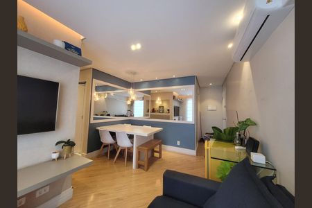 Apartamento à venda com 64m², 3 quartos e 1 vaga Apartamento à venda com 64m², 3 quartos e 1 vagaSala