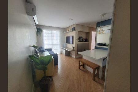 Apartamento à venda com 64m², 3 quartos e 1 vaga Apartamento à venda com 64m², 3 quartos e 1 vagaSala