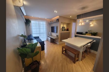 Sala de apartamento à venda com 3 quartos, 64m² em Carandiru, São Paulo