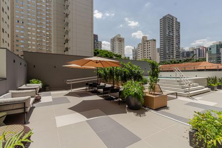 Studio à venda com 30m², 1 quarto e sem vaga Studio à venda com 30m², 1 quarto e sem vagaÁrea comum - Piscina