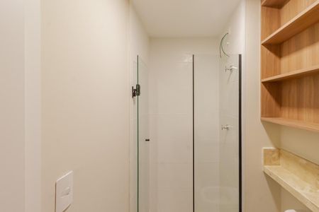 Studio à venda com 30m², 1 quarto e sem vaga Studio à venda com 30m², 1 quarto e sem vagaBanheiro da Suíte