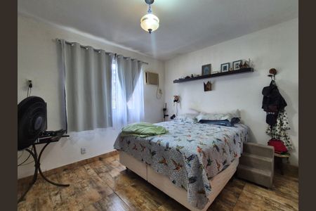 Casa de condomínio à venda com 200m², 3 quartos e 3 vagasQuarto 