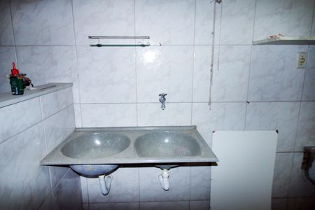 Casa para alugar com 60m², 2 quartos e sem vagaÁrea de Serviço