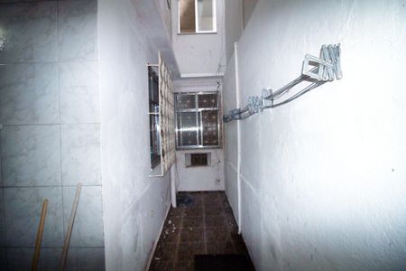 Casa para alugar com 60m², 2 quartos e sem vagaÁrea - Quintal