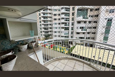 Apartamento para alugar com 84m², 3 quartos e 1 vaga Apartamento para alugar com 84m², 3 quartos e 1 vagaVaranda