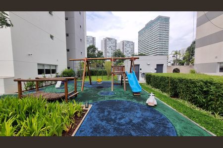 Apartamento para alugar com 120m², 2 quartos e 1 vaga Apartamento para alugar com 120m², 2 quartos e 1 vagaÁrea comum - Playground
