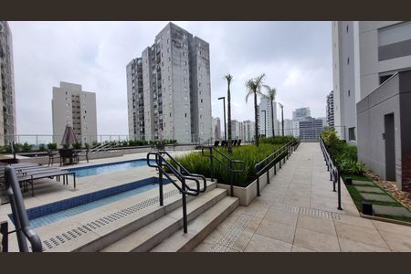 Apartamento para alugar com 120m², 2 quartos e 1 vaga Apartamento para alugar com 120m², 2 quartos e 1 vagaÁrea comum - Piscina