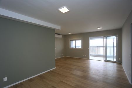 Apartamento para alugar com 120m², 2 quartos e 1 vaga Apartamento para alugar com 120m², 2 quartos e 1 vagaSala