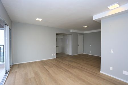 Apartamento para alugar com 120m², 2 quartos e 1 vaga Apartamento para alugar com 120m², 2 quartos e 1 vagaSala