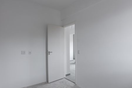 Quarto 1 de apartamento à venda com 2 quartos, 50m² em Vila Carmosina, São Paulo