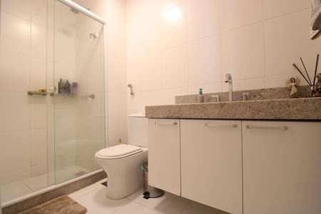 Apartamento para alugar com 135m², 3 quartos e 2 vagasBanheiro social