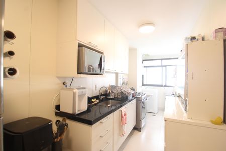 Apartamento para alugar com 135m², 3 quartos e 2 vagasCozinha