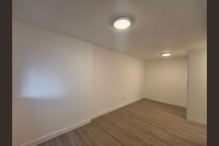 Apartamento para alugar com 135m², 3 quartos e 2 vagasSuíte