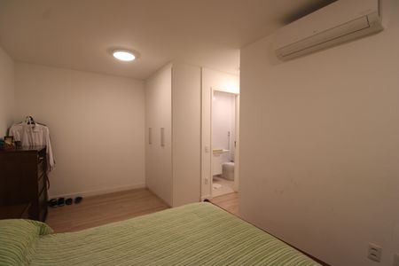 Apartamento para alugar com 135m², 3 quartos e 2 vagasSuíte