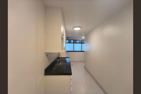 Apartamento para alugar com 135m², 3 quartos e 2 vagasCozinha