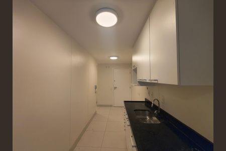 Apartamento para alugar com 135m², 3 quartos e 2 vagasCozinha