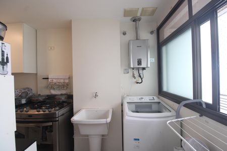 Apartamento para alugar com 135m², 3 quartos e 2 vagasÁrea de serviço