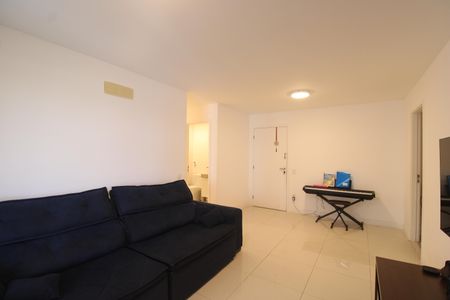 Apartamento para alugar com 135m², 3 quartos e 2 vagasSala