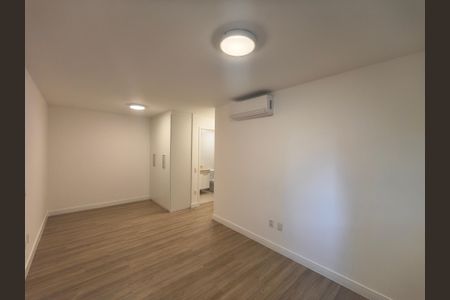 Apartamento para alugar com 135m², 3 quartos e 2 vagasSuíte