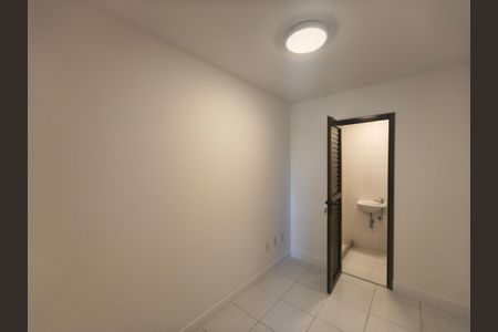 Apartamento para alugar com 135m², 3 quartos e 2 vagasQuarto de Serviço