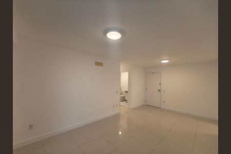 Apartamento para alugar com 135m², 3 quartos e 2 vagasSala