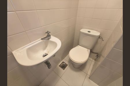 Apartamento para alugar com 135m², 3 quartos e 2 vagasBanheiro de Serviço