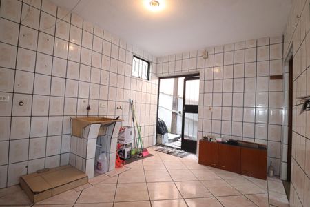 Casa para alugar com 130m², 3 quartos e sem vagaÁrea de Serviço