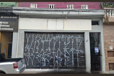 Casa para alugar com 130m², 3 quartos e sem vagaFachada