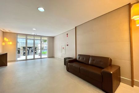 Apartamento à venda com 85m², 3 quartos e 2 vagasHall social