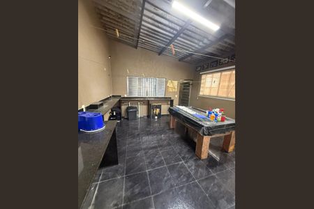 Casa para alugar com 218m², 3 quartos e 2 vagas Casa para alugar com 218m², 3 quartos e 2 vagasVaranda