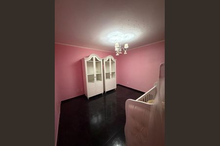 Casa para alugar com 218m², 3 quartos e 2 vagas Casa para alugar com 218m², 3 quartos e 2 vagasQuarto