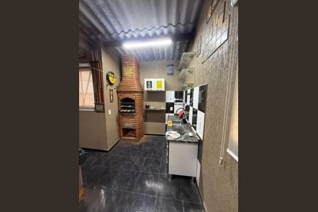 Casa para alugar com 218m², 3 quartos e 2 vagas Casa para alugar com 218m², 3 quartos e 2 vagasVaranda