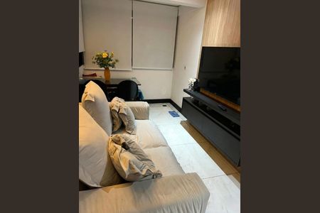 Sala de apartamento para alugar com 2 quartos, 40m² em Campestre, Santo André